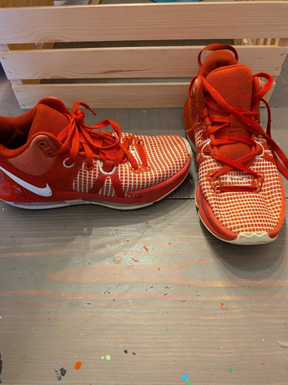 Nike LeBron Witness VII Red Size 8.5